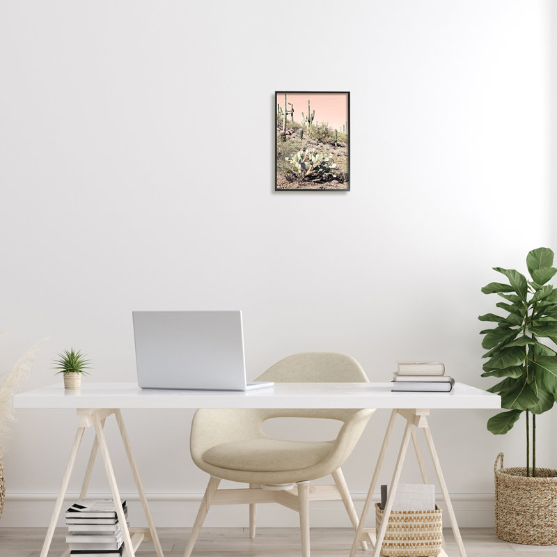 «Summer Dessert Landscape Cactus Prickly Pear», photographie sur toile tendue rose, Cadre noir, H 14 po x l 11 po x P 1,5 po