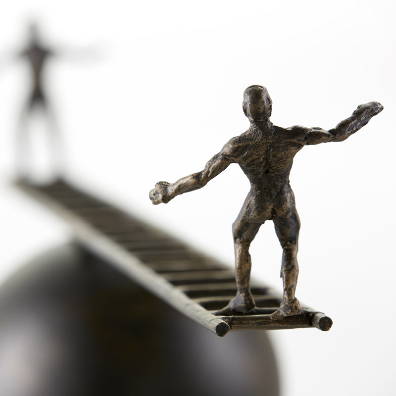 People Figurines & Sculptures