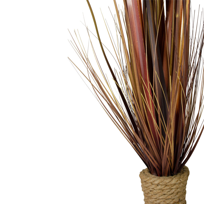 Herbe artificielle brune 34 po dans un pot en corde