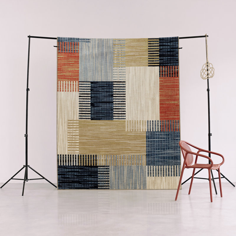 Tapis bleu marine en polypropylène tissé à la machine Seniz, Rectangle 4 pi 8 po x 6 pi 7 po