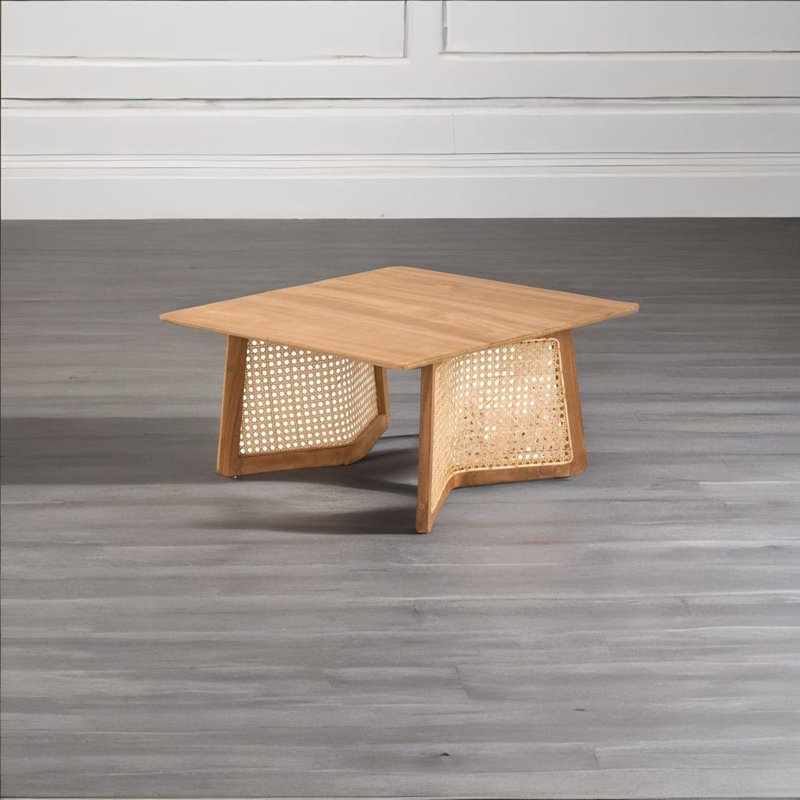Bradeord Solid Wood Single Coffee Table