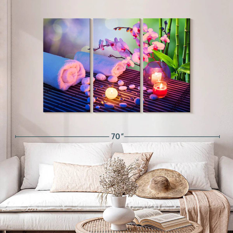 Kerrick Romantic Spa, 32" H x 50" W