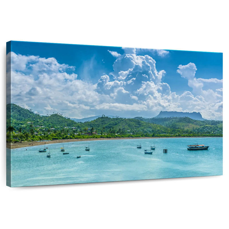 Gillard dans la baie de Baracoa, H 8 po x l 12 po