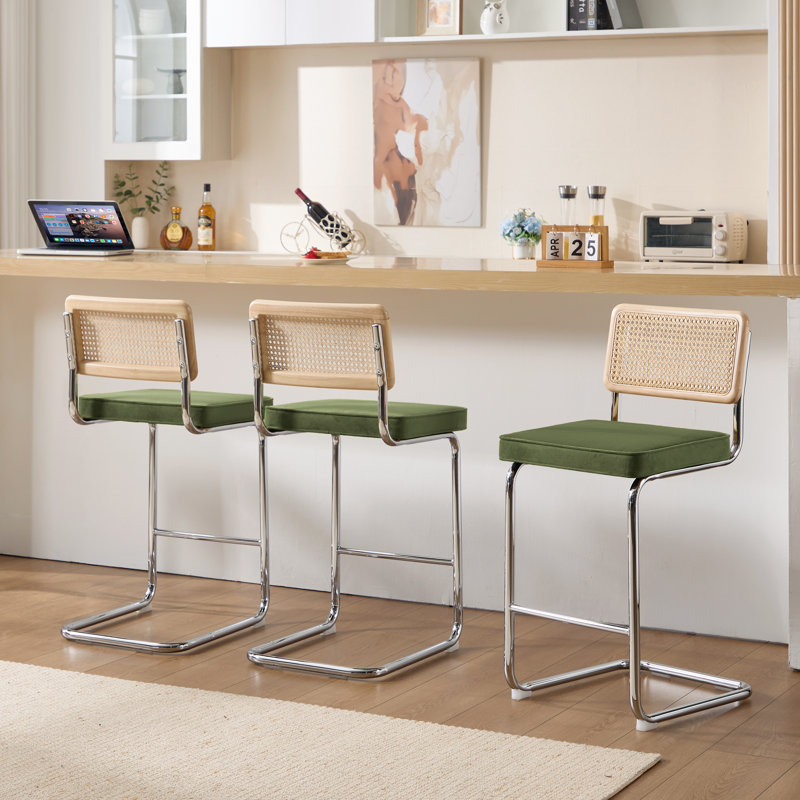 Tabouret de comptoir rembourré 26 po Marlow, 3, Velours vert olive / structure chromée, Hauteur du siège de 26 po