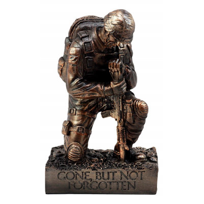 Hooke People Figurines & Sculptures
