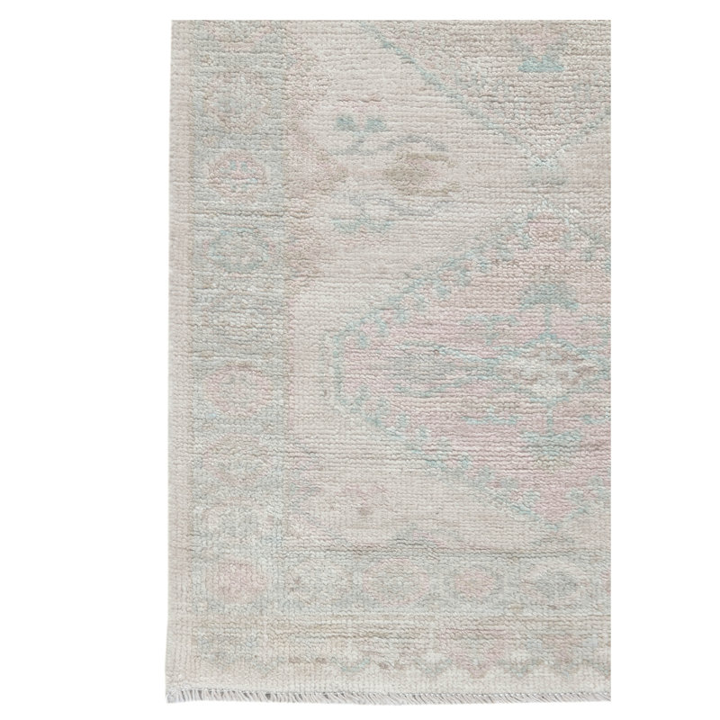 Ushak Wool Weft