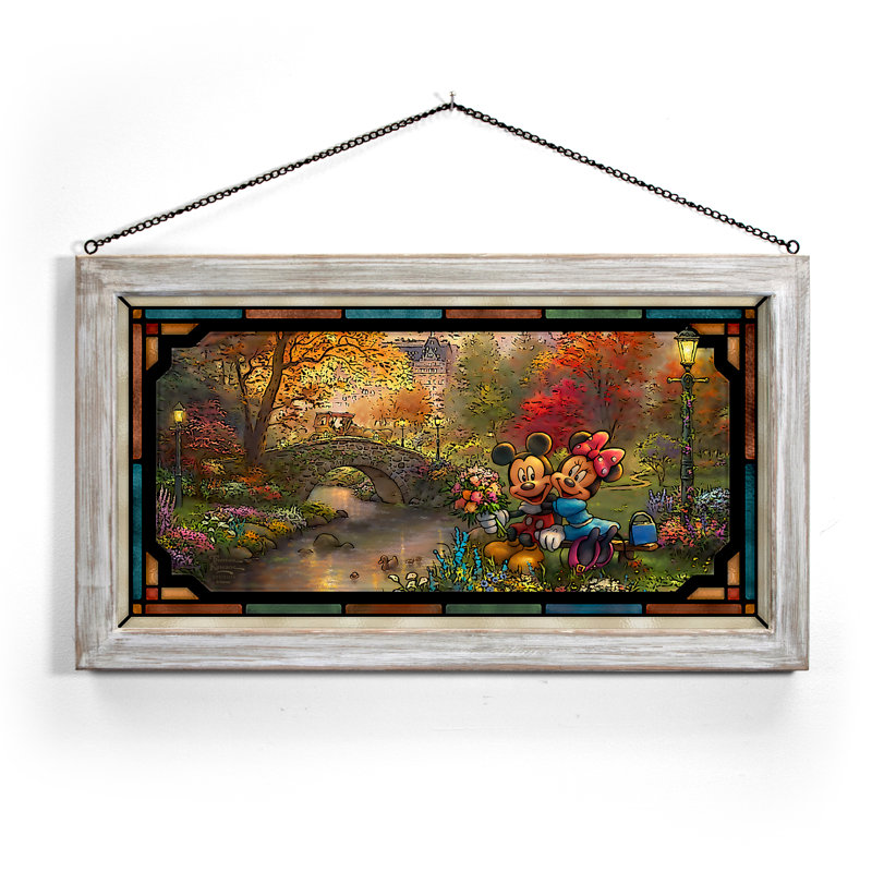 SGA DISNEY M&M SWTHRT PARK 13X23 ST; Vitrail teinté blanc encadré