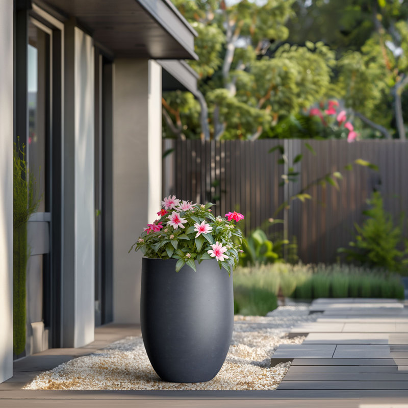 Pot à fleurs en ciment Irmelie, Gris granite, H 21,65 po x l 16,93 po x P 16,93 po