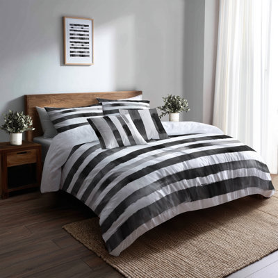 Striped Bedding Set 5 Pcs - Modern Black And White Smoke Lines Duvet Cover And Throw Pillow Set
