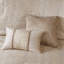 Ensemble d'édredon brodé 8 pièces avec motif géométrique, rehaussant le charme et la texture de la chambre pour une sensation luxueuse.-119068549