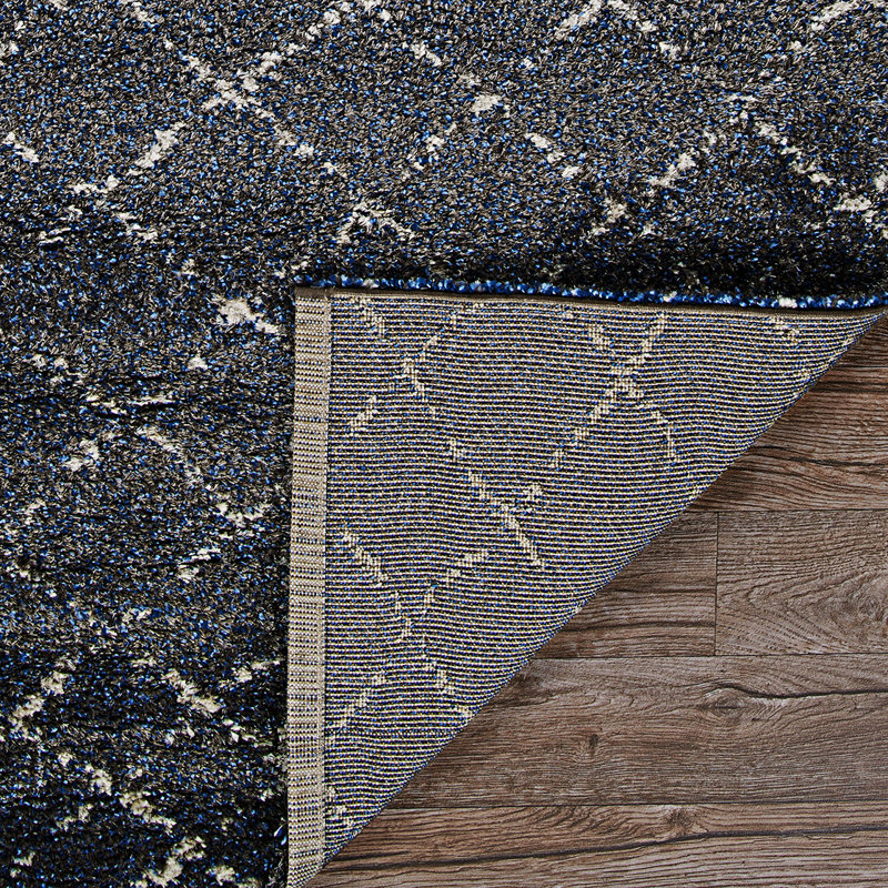 Becton Geometric Indoor Rug, Rectangle 2' x 3'11"