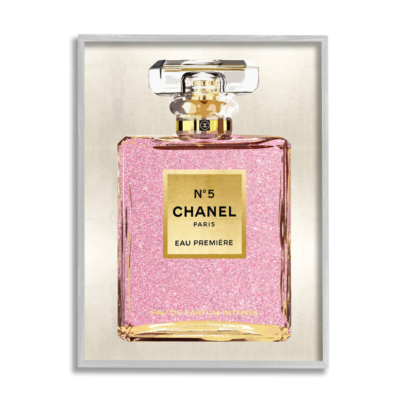 " Pink Luxury Perfume " by Madeline Blake, Encadré gris, 30" H x 24" W x 1.5" D