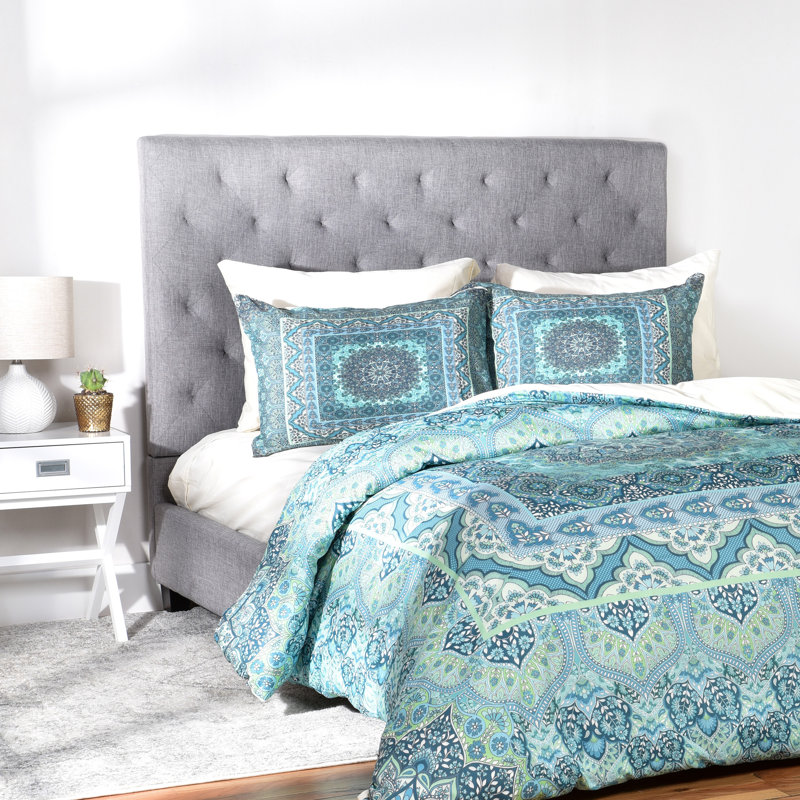 Aimee St Hill Damask Duvet Cover, Queen Duvet Cover + 2 Standard Shams