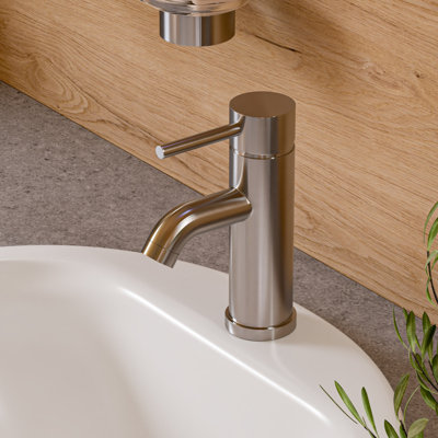 Single-handle Bathroom Faucet