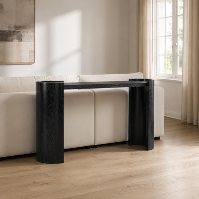 Table d'appoint compacte incurvée compacte, table d'appoint mince multi-usage, table d'appoint peu encombrante, mobilier moderne minimaliste fonctionnel, facile d'entretien