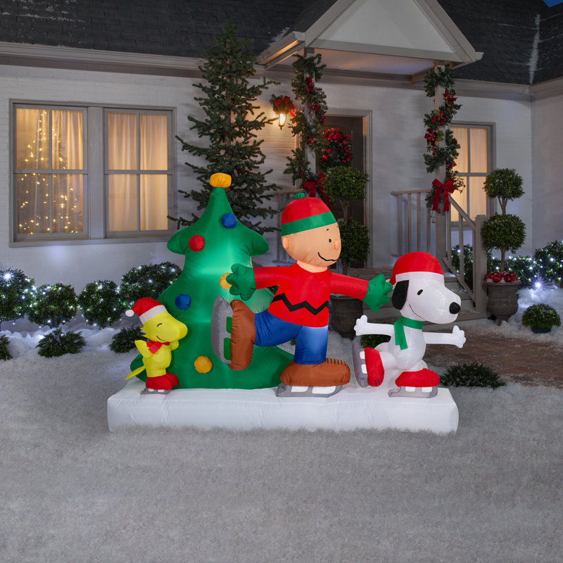 Airblown Christmas Light-Peanuts Skating Scene-LG Scene-Peanuts