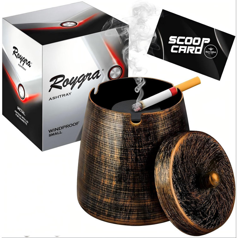 Small Bronze-Colored Metal Ashtray With Lid, Featuring A 3-Mouth Spout Design For Smokeless And Ash-Proof Operation, Suitable For Indoor/Outdoor Terraces And Home Décor.