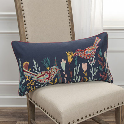 Coussin lombaire bleu à motif botanique et oiseau