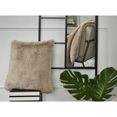 Sceinnker Throw Pillow