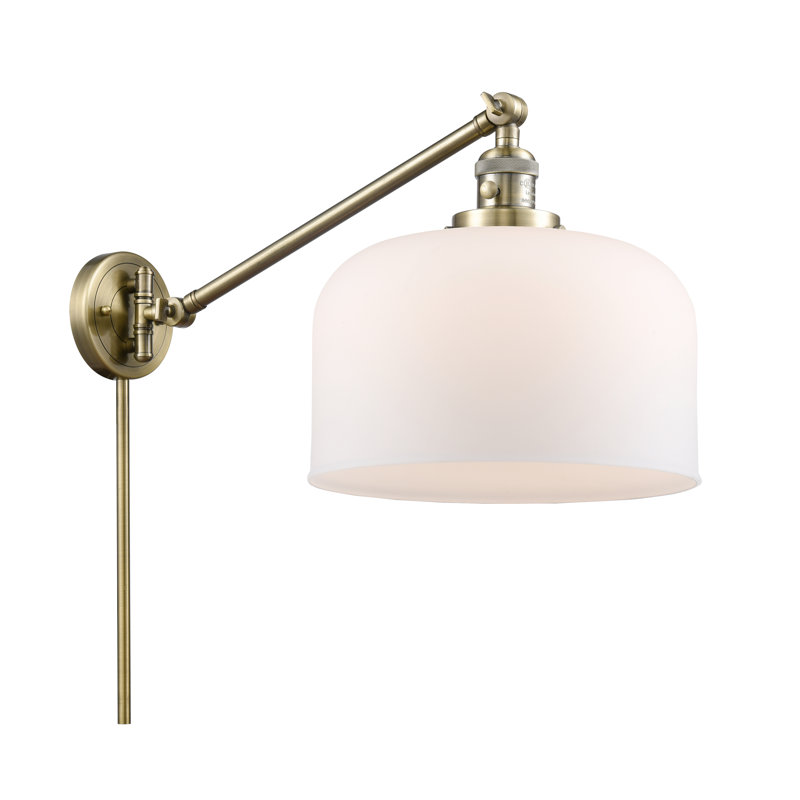 Bell - bras pivotant 1 lumière 12 po, Ampoule incandescente rétro 60 watts, Blanc mat, Laiton antique