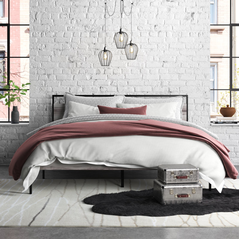 Hackman Metal and Wood Platform Bed, King, Brown