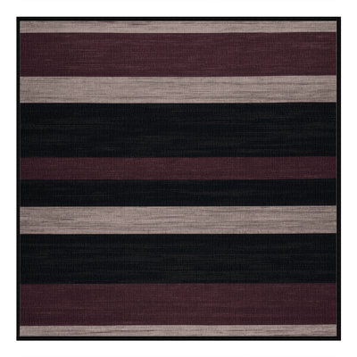 Tapis noir à rayures horizontales lavable à la machine