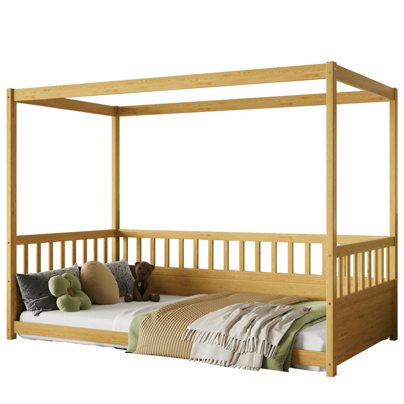 Structure de lit simple en bois naturel