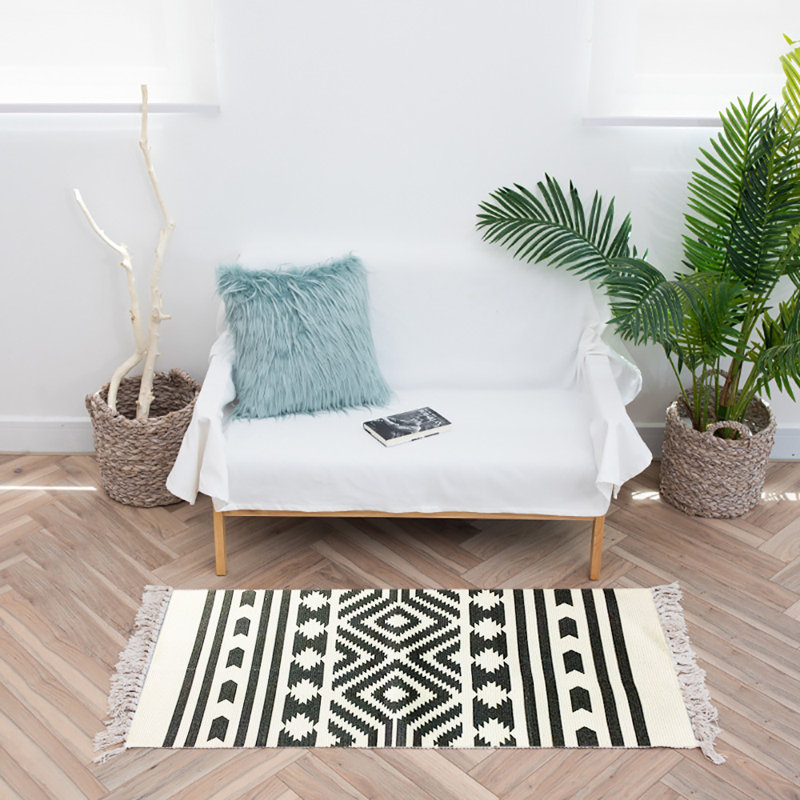 Iagan Geometric Indoor / Outdoor Rug