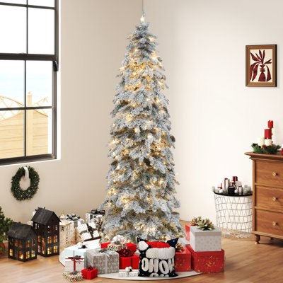 Arbre de Noël artificiel épinette enneigé 7,5 pi avec pommes de pin