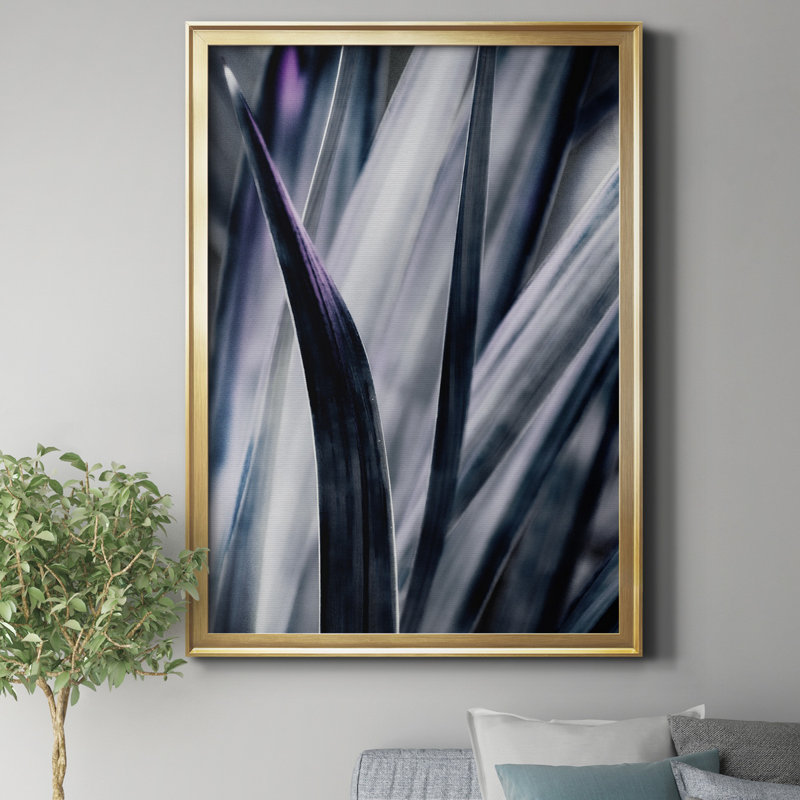 "Blue Leaves" par J Paul, reproduction d'art graphique sur toile, H 26,5 po x l 36,5 po x P 1,5 po, Doré