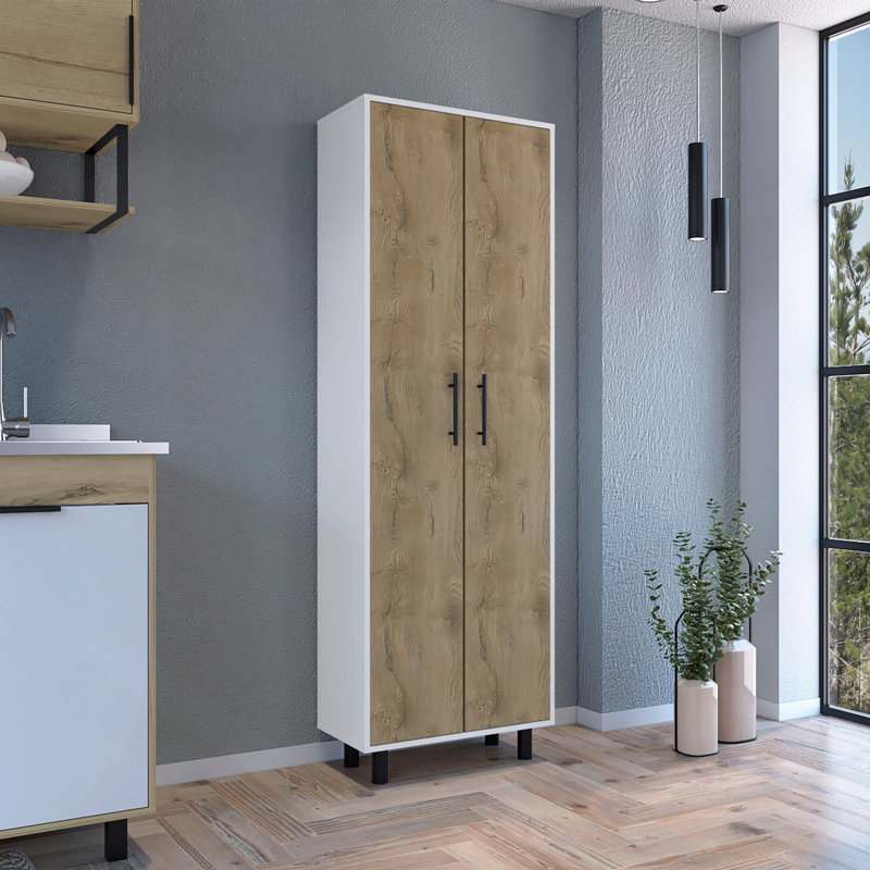 Armoire garde-manger à plusieurs rangements