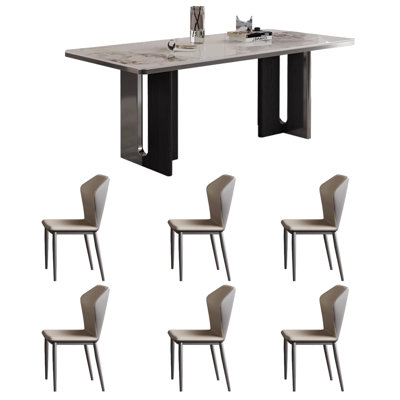 Petite table et chaise de salle à manger minimaliste