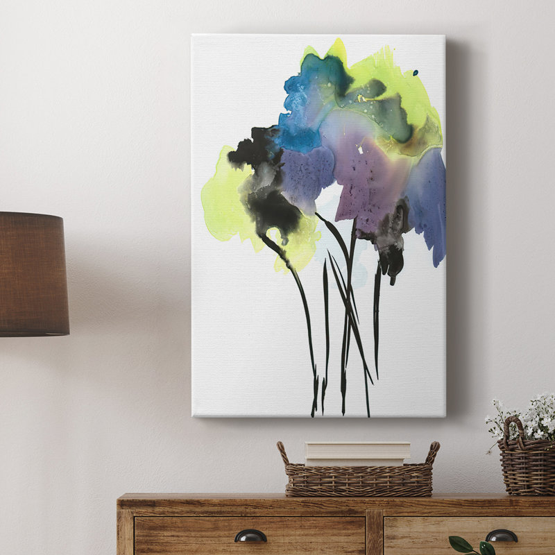 Nature's Bouquet II - galerie sur mesure, H 18 po x l 12 po