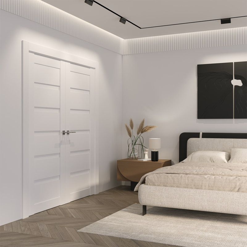 Porte standard en bois manufacturé massif lambrissé Louver, 17,75 po x 95,24 po, Blanc lisse