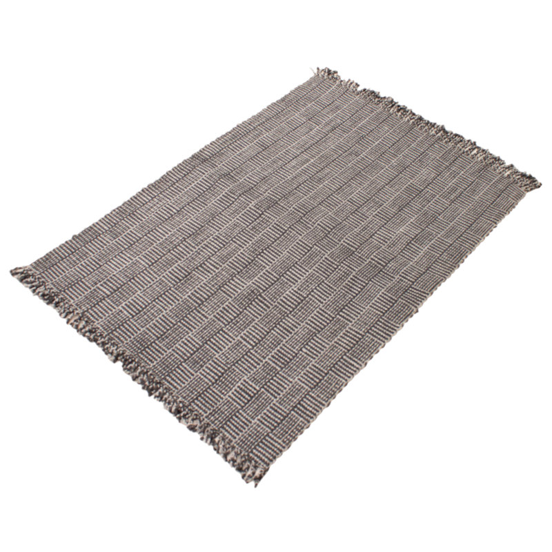 Tapis gris foncé en laine touffeté à la main Baltierra