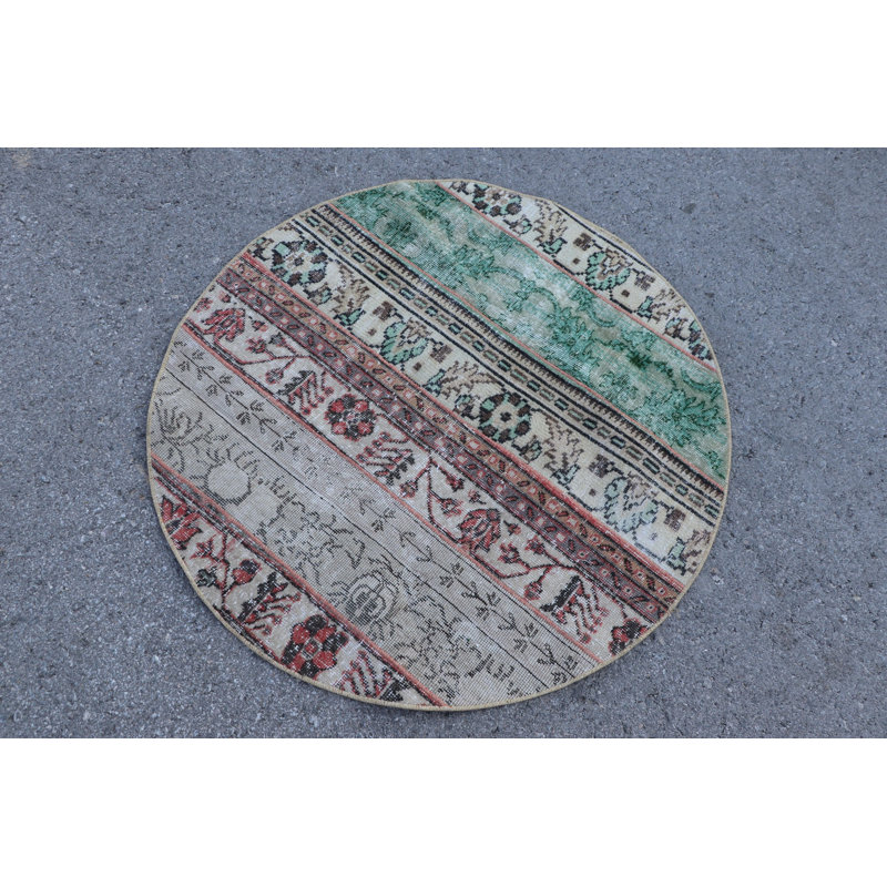 Tapis turc Oushak d'inspiration antique fabriqué en laine biologique dans un style rétro pour un petit espace