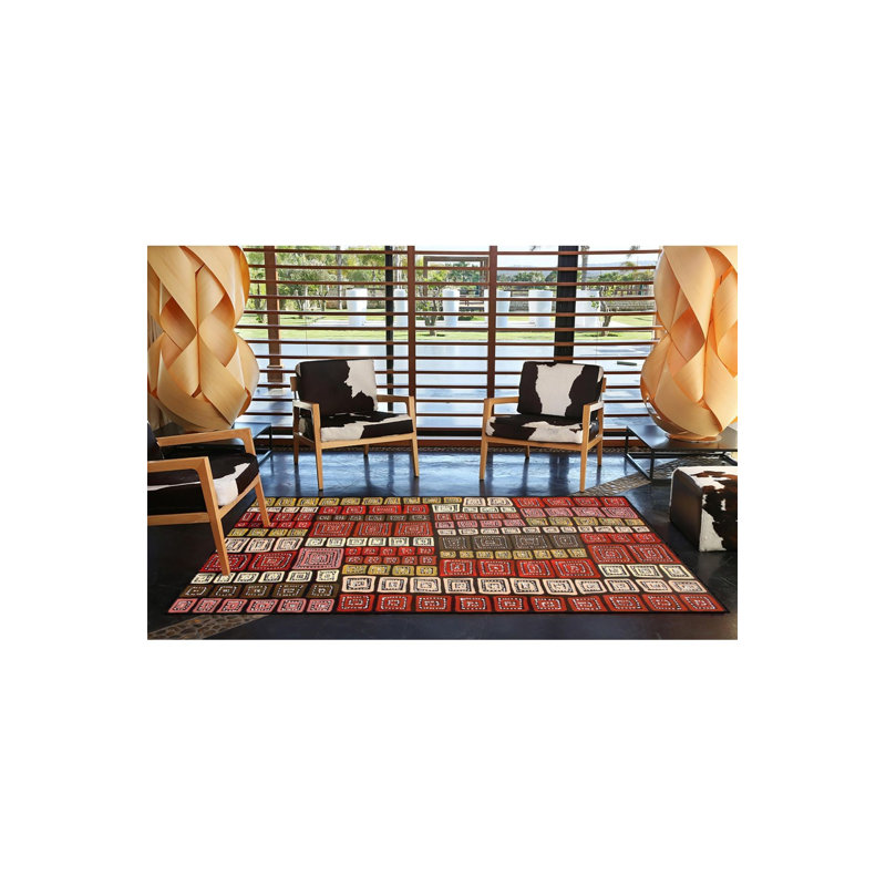 Tapis à motif géométrique multicolore Cube, Sous-tapis carré 3 pi 3 po inclus