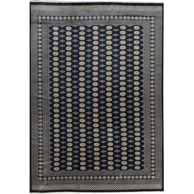 Hand Woven Wool Oriental Area Rug