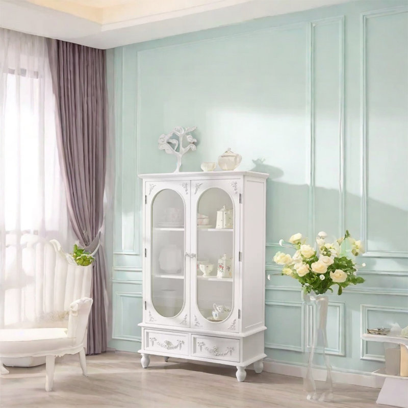 Aliaksey, Ivory White