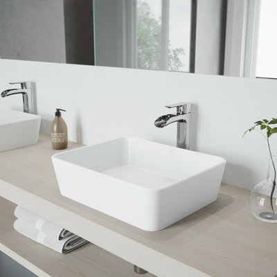 Lavabo de salle de bain vasque rectangulaire blanc mat L 18 po x l 14 po x H 5 po avec robinet H 11 po Marigold