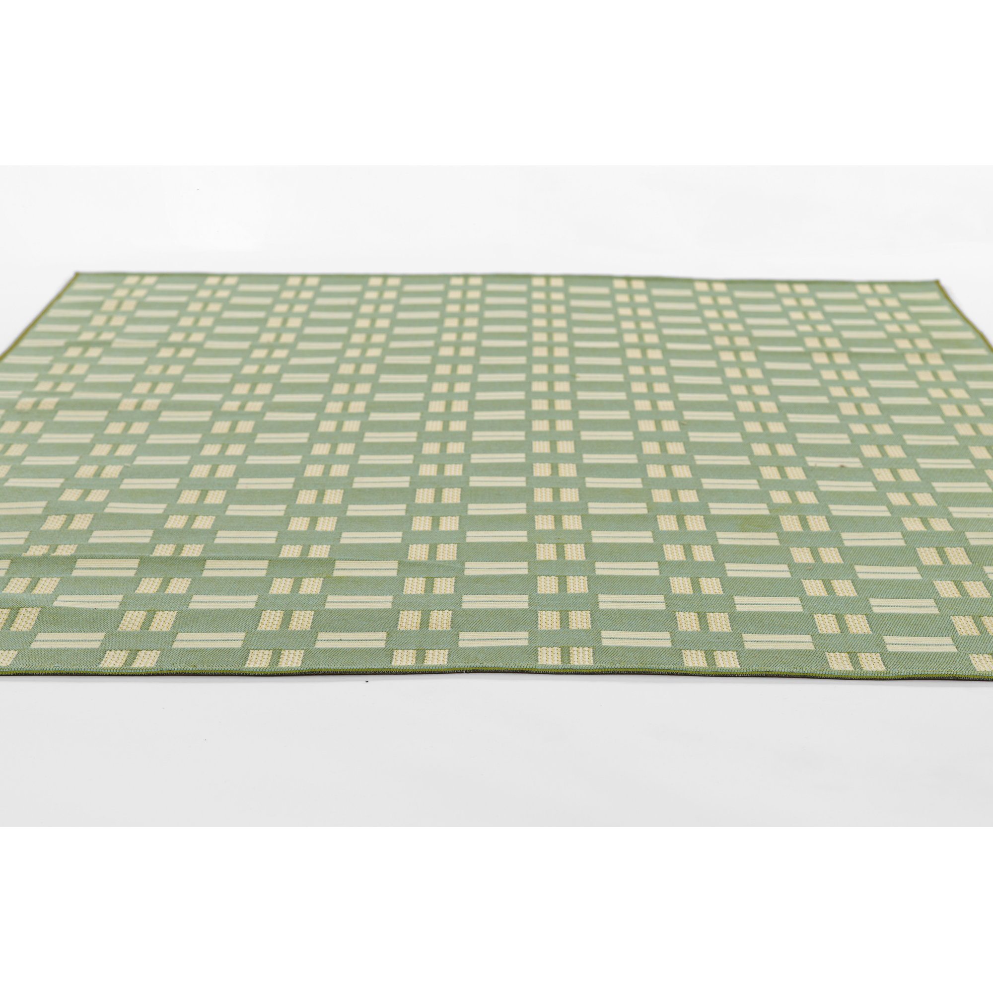 Icon Geometric Indoor Outdoor Green Rug, Rectangle 8'10" x 11'10"