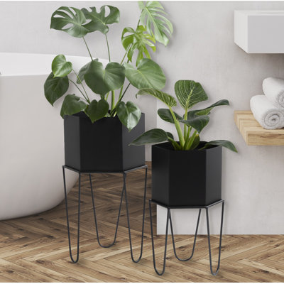Folkes Metal Pot Planter