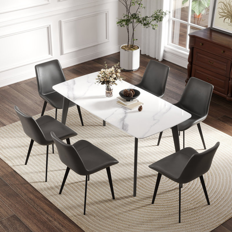 Table de salle à manger 62,99 po en pierre artificielle moderne à bord arrondi gris foncé et pieds en métal gris foncé pouvant accueillir 6 personnes (table de salle à manger seulement)
