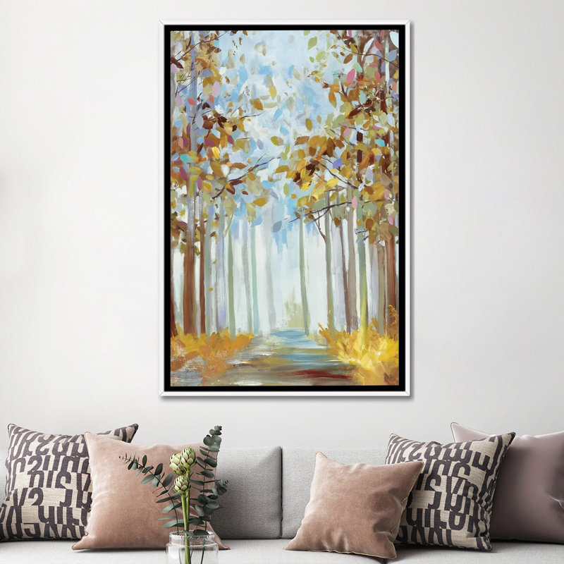 Reproduction d’art, "Walking into a Gold" par Allison Pearce, Toile blanche encadrée, H 60 po x l 40po x P 1,5 po