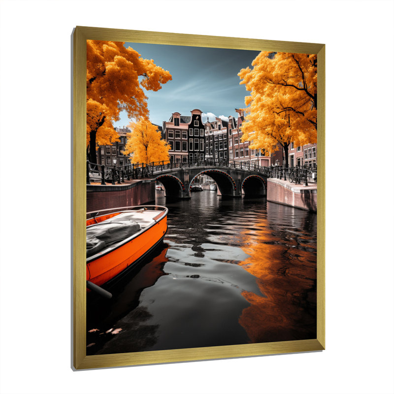 «Isoa Amsterdam Beautiful Cityscape II», reproduction sur toile, H 44 po x l 34 po x P 1,5 po, Encadrement doré