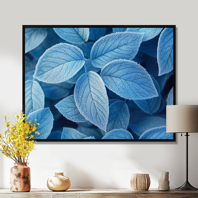 «Ifraz Frost Blue Leaves Tranquility II» - feuilles, art mural, H 12 po x l 20 po, Impression encadrée flottante