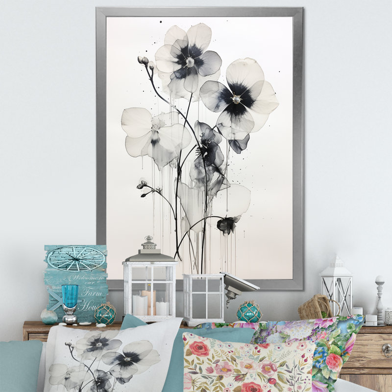 Violettes ornées noires et blanches sur toile, Cadre simple argenté, H 40 po x l 30 po x P 1,5 po