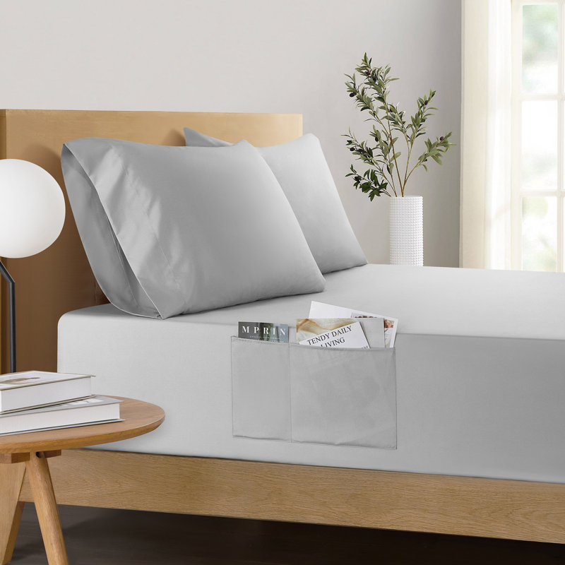 Drap-housse à double face avec housse Urban Lifestyle Tech, Ensemble de draps pour grand lit avec 2 taies d'or, Bleu marine