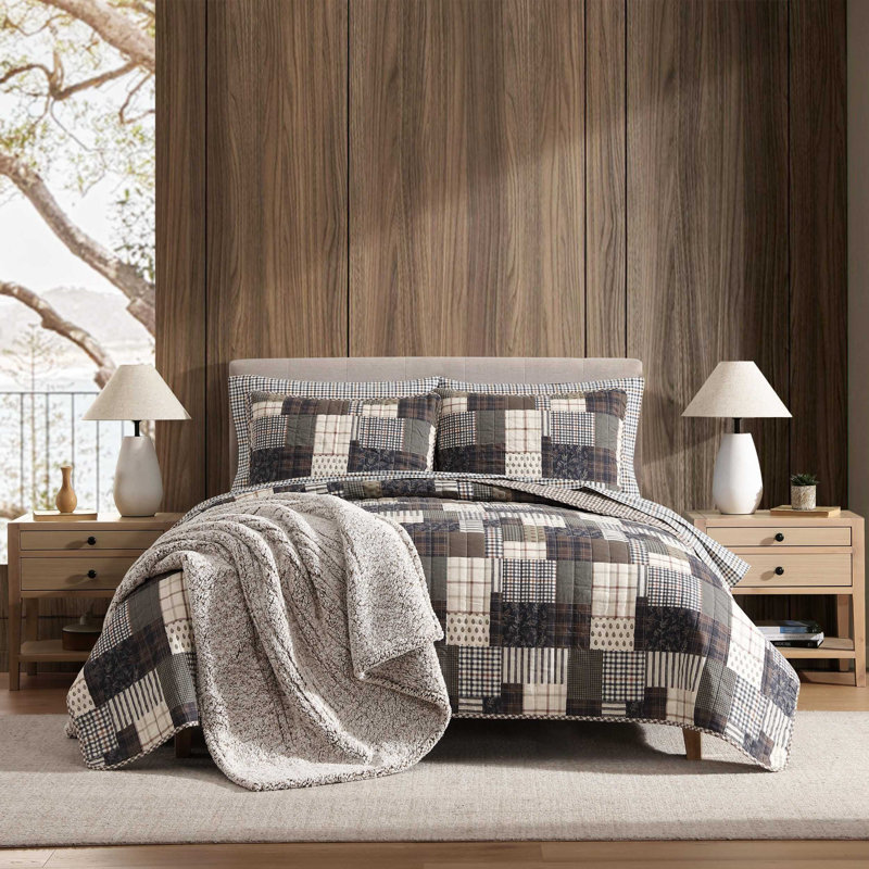 Ensemble de courtepointe réversible Eddie Bauer, Patchwork brun, Courtepointe pour lit simple + 1 taie décorative 