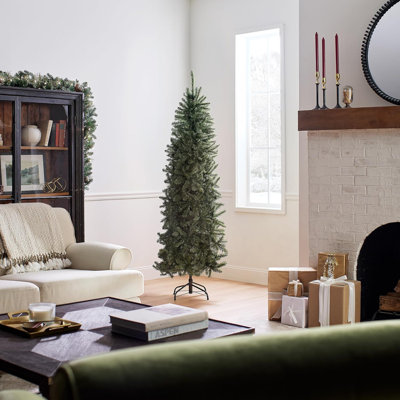 Arbre de Noël artificiel mince, vert, sapin Kingswood, avec support, 6,5 pieds